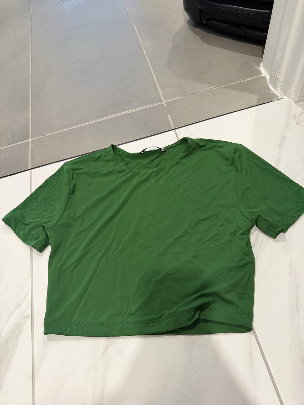 Zara Green Cropped Crewneck T-Shirt